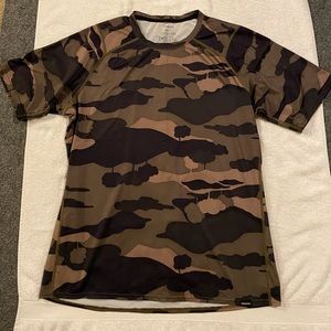 Men’s Patagonia capilene1 t-shirt Large